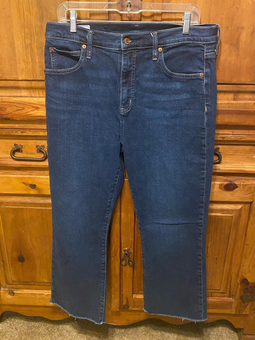 GAP high rise kick fit stretch jeans size 14R/32 waist dark indigo raw hem